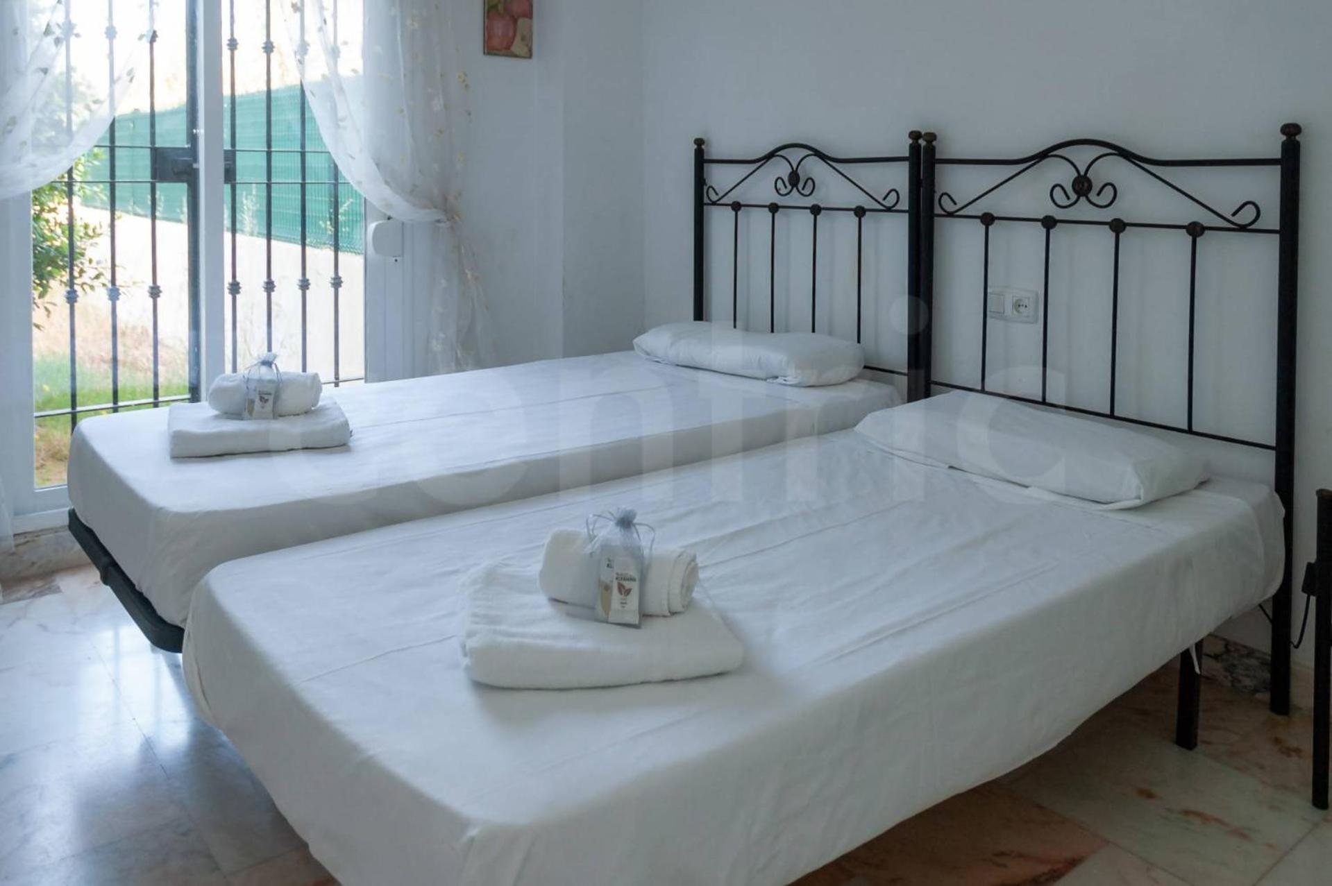 Habitación en casa particular Encantador En *